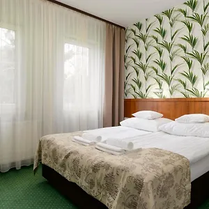 https://hotel-zielony.poznan-hotels.com